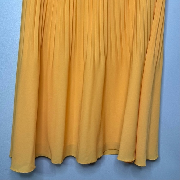J. Crew Pleated High Rise Midi Skirt Elastic Waist Pull On Saffron Yellow Size 8 - Picture 8 of 11